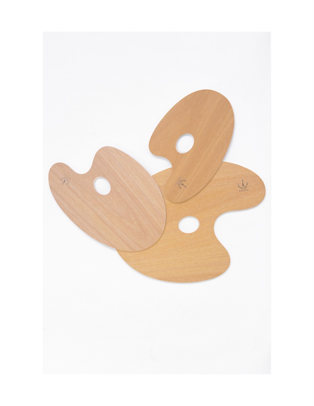CAPPELLETTO, tavolozza ovale in noce Tanganica verniciata, 16 x 25 cm